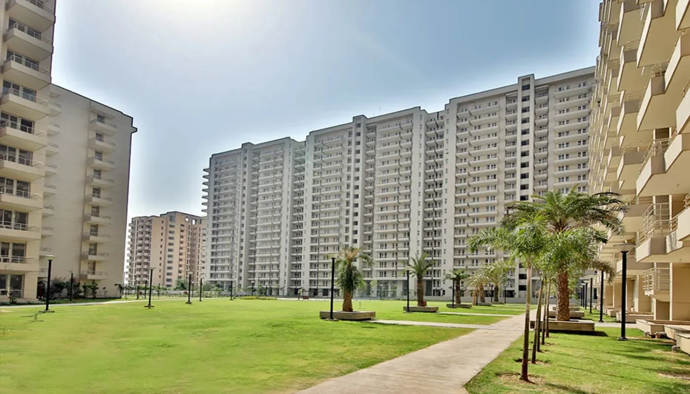 Read more about the article DLF Privana South Sector 77 Gurgaon – Luxury 4 BHK Apartments & Penthouses